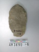 藏品(中型舌刃打製石斧)的圖片